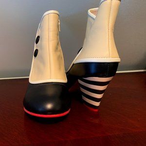 Lola Ramona Ankle Boots NWT - 39